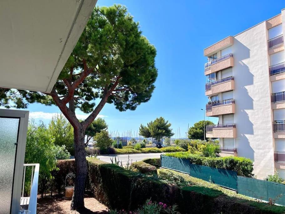 Parking + Piscine, Tout Confort, Proche Aeroport & Mer Saint-Laurent-du-Var Kültér fotó